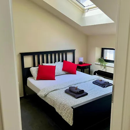 Opletalova 1min From Wenceslas Square *