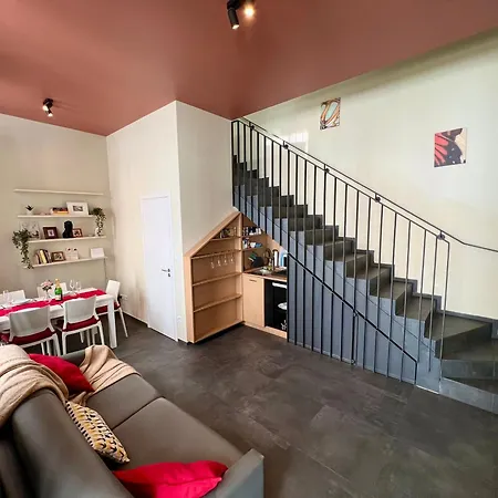 Opletalova 1min From Wenceslas Square *
