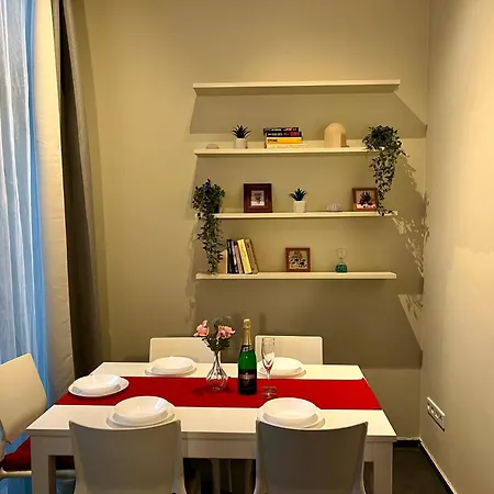 Opletalova 1min From Wenceslas Square Prague