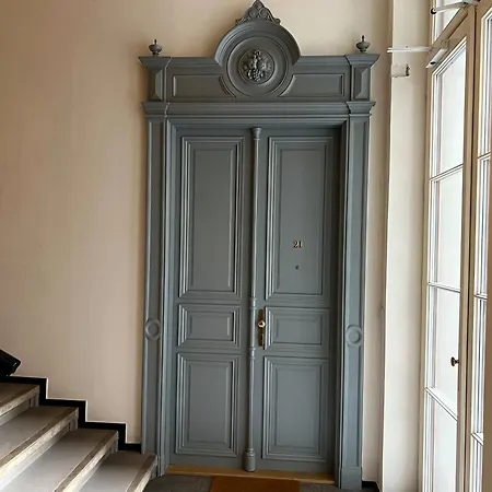 Opletalova 1min From Wenceslas Square *