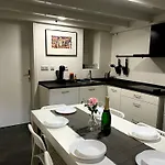 Opletalova 1min From Wenceslas Square *
