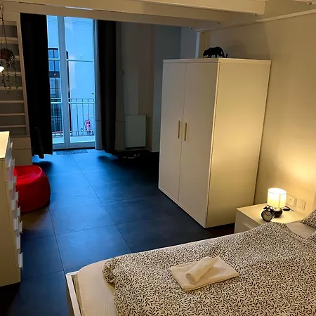 Opletalova 1min From Wenceslas Square * Praag