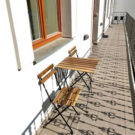 Opletalova 1min From Wenceslas Square Διαμέρισμα *